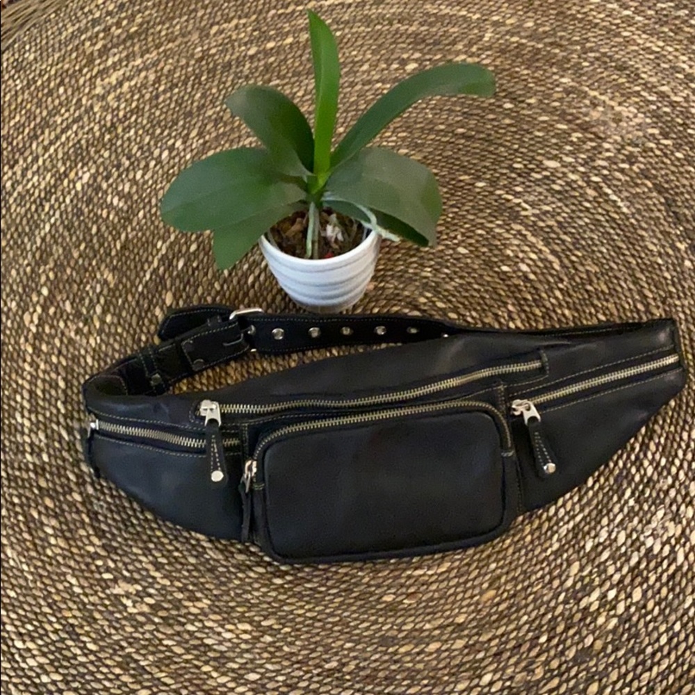 5 pocket leather fanny pack